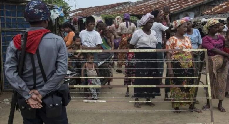 Photo of 918 Rohingya Prisoners Who Completed Their Sentences Moved to Sittwe Town