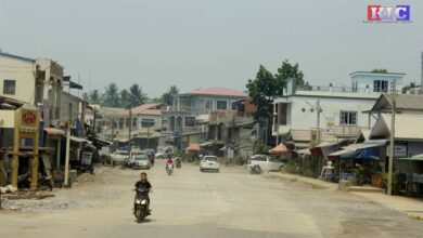 Photo of Junta troops enter Payathonzu wearing DKBA uniforms
